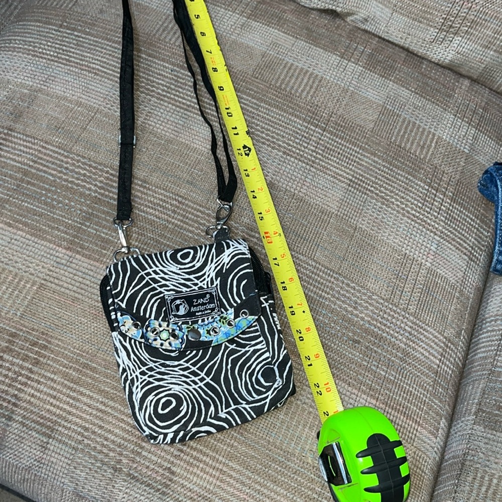 Small handbag.